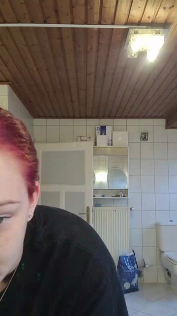 Red_Head_Girl  26-07-2021